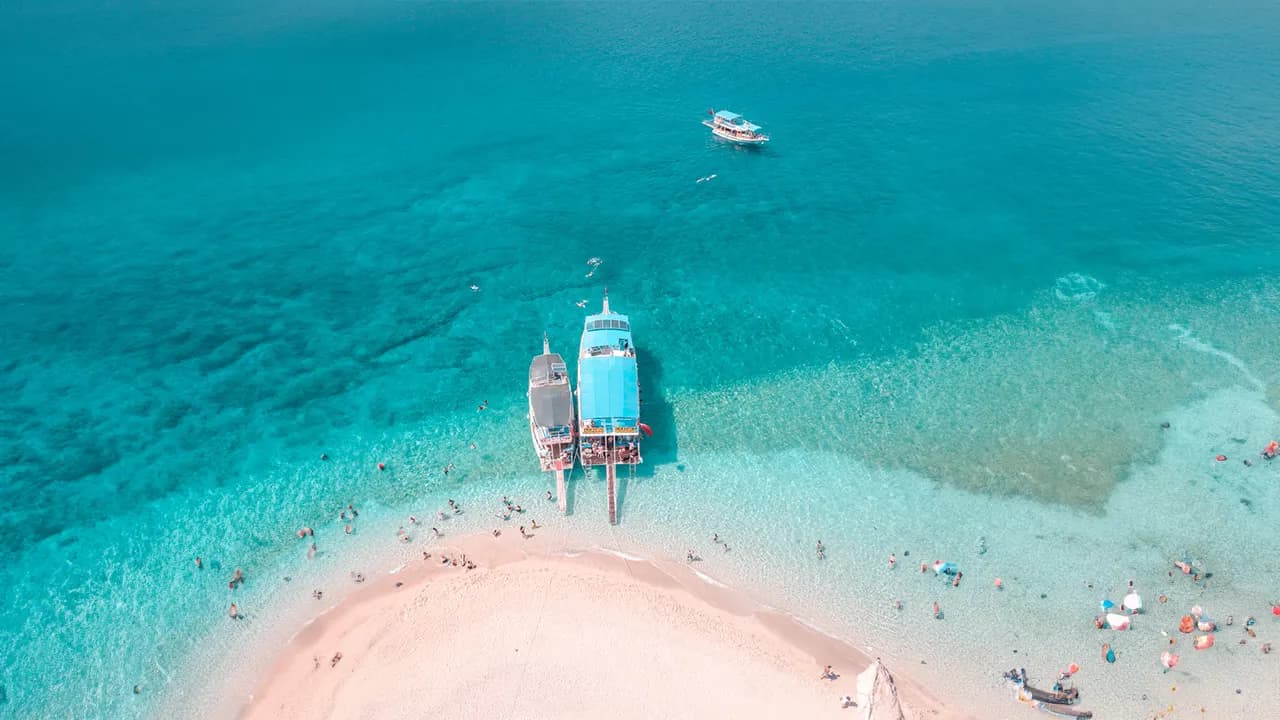 Suluada & Adrasan Tekne Turu: Akdeniz'in Turkuaz Cennetinde Bir Gün